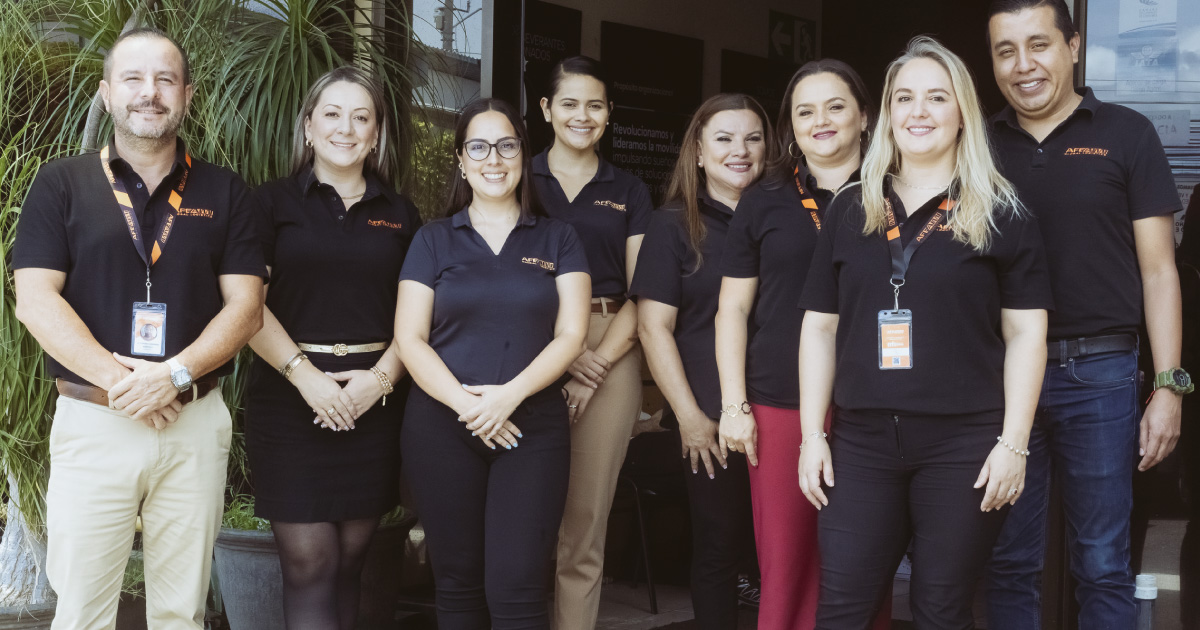 Equipo de AFEAIMI en sus oficinas de Heredia